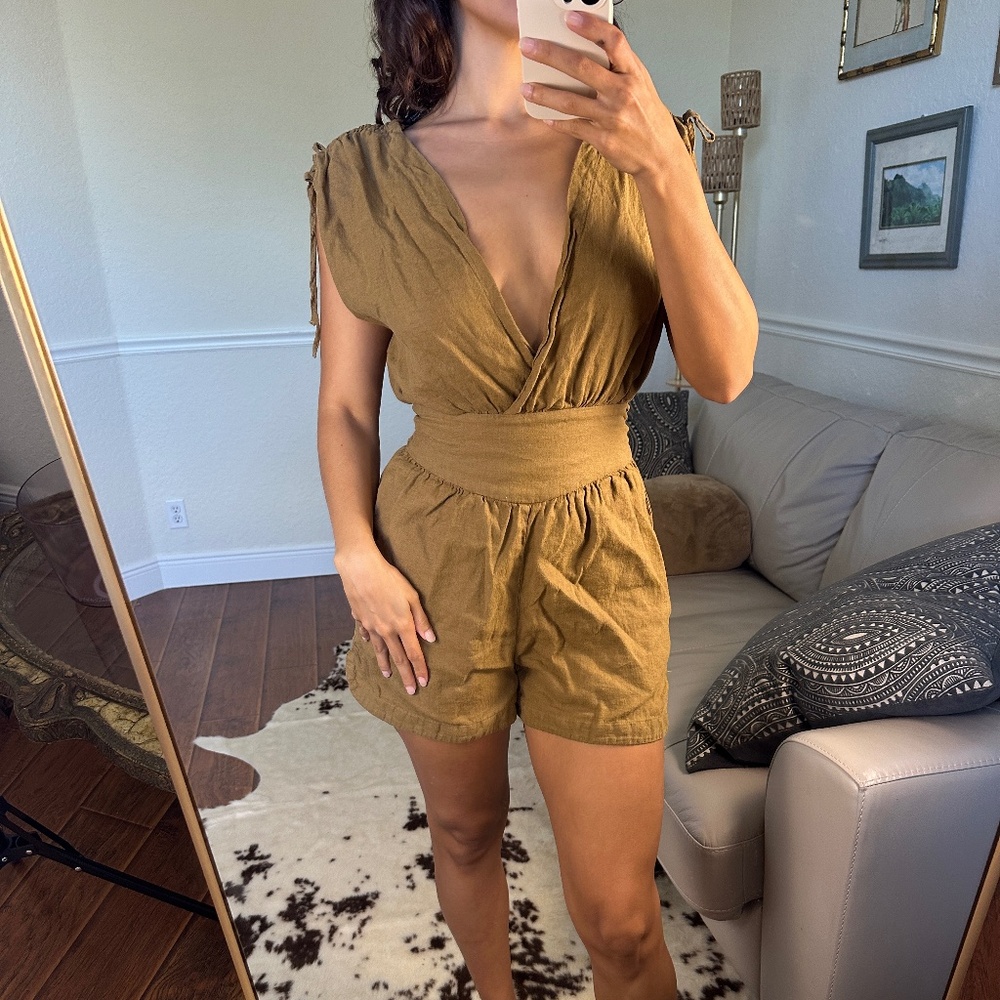 ZARA ROMPER - Size M - Fun low cut and low back, lots of ties, zips up